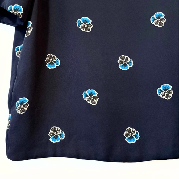 Aritzia Babaton Randy Blouse Size S - Picture 8 of 11